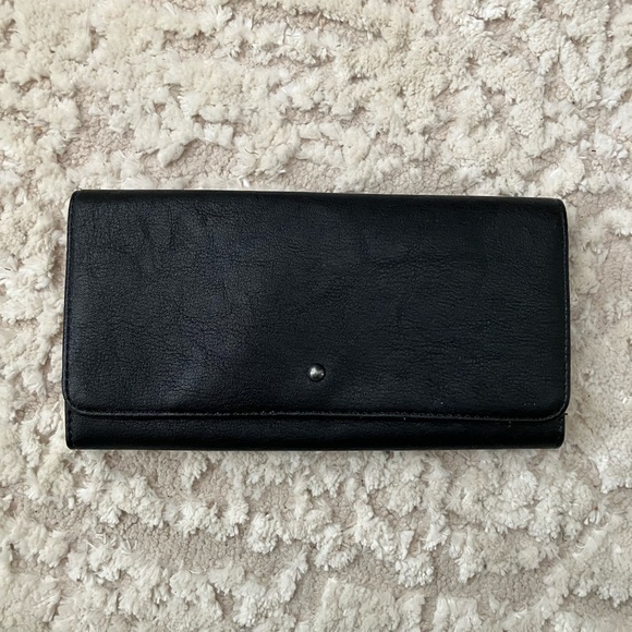 NEW without tags Universal Thread Black faux leather wallet - Picture 1 of 10